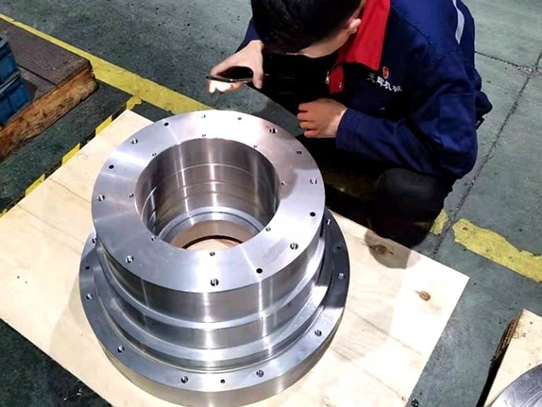 大型風(fēng)力發(fā)電機(jī)軸承支架零件